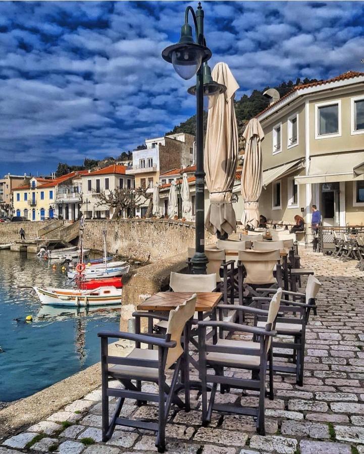 Nafpaktos Beach Luxury Suites Exterior photo